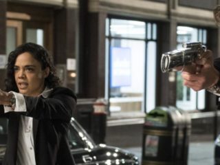 Le duo Chris Hemsworth et Tessa Thompson, alias agents H et M dans Men in Black