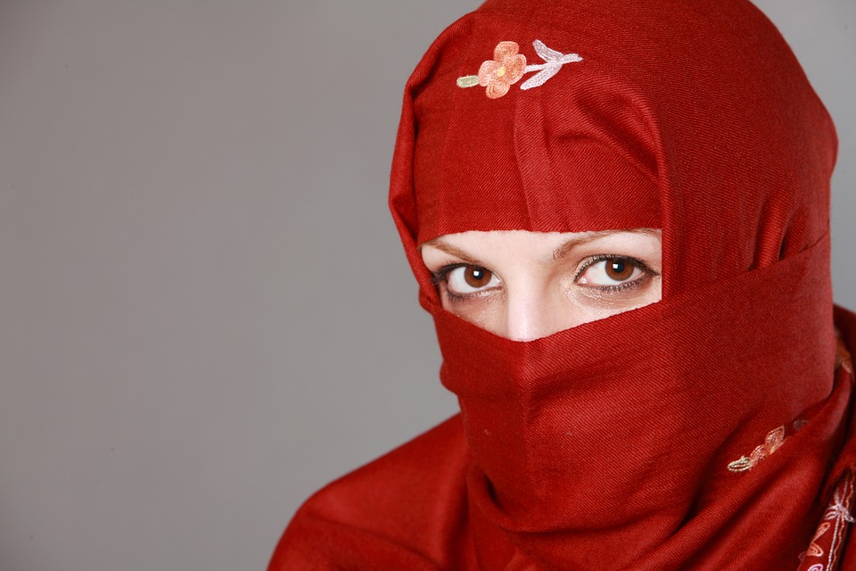 Hijab running  de D cathlon une pol mique ridicule 